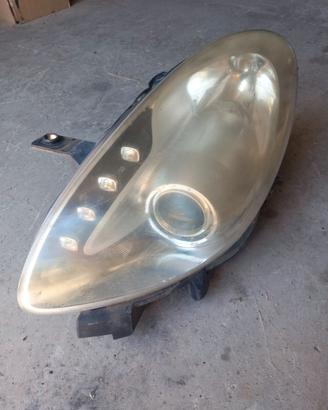 Faro alfa romeo giulietta '10