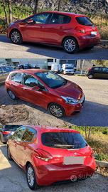 Peugeot 208 come nuova