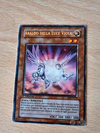 Araldo della luce viola YuGi-Oh 