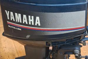 motore fuoribordo YAMAHA autolube