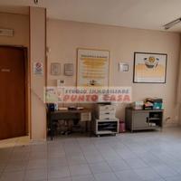 VIA VIRGILIO - App.nto al p.t. rialzato, 5 vani