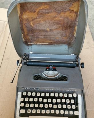 macchina da scrivere vintage 