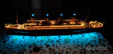 Lego Titanic 10294 1,35m + Luci + Vapore + Musica