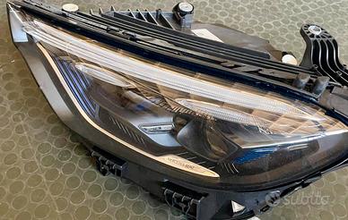 Faro sx glc ful led 2023