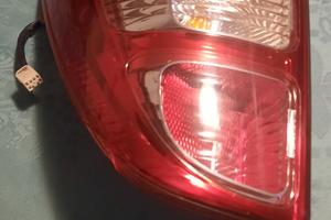 faro posteriore sx Daihatsu Terios J2