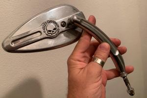 Sportester specchietto manubrio manopole