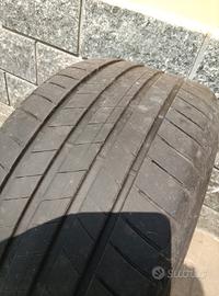 2 gomme R17