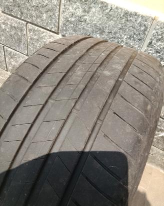 2 gomme R17