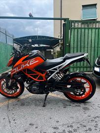 KTM Duke 390