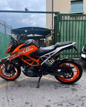 KTM Duke 390
