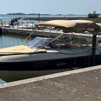 Cranchi CSL 27 SPORT + Volvo Penta 320 CV