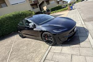 Tesla Model 3 Performance awd NV35