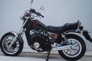 Honda VT 500 Custom