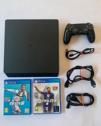 PlayStation 4 Slim 1TB con Controller e Giochi