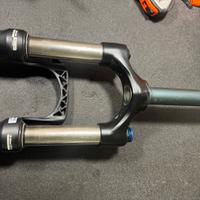 Forcella rock shox  tk silver