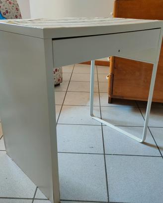 Scrivania bianca 73cm x 50cm