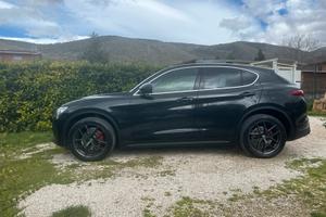 Stelvio Q4