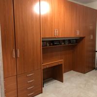 Armadio a ponte con letto e scrivania