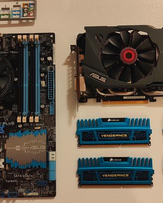 BUNDLE MOBO P8Z77-V LE PLUS+SCHEDA VIDEO+RAM
