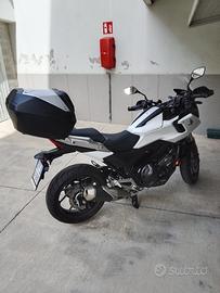 Moto Honda nc 750dct 2025