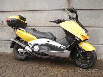 Yamaha T Max - 2002 passaggio incluso