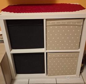 mobiletto soggiorno con 4 pouf