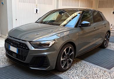 Audi A1 Sportback 35 TFSI Identity Black