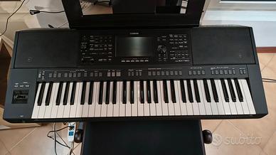Yamaha Tastiera Arranger PSR-720SX