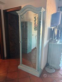 Mobile armadio con specchio e ripiani – legno deco