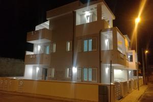 Lido Marini Con doppi servizi 250m spiaggia