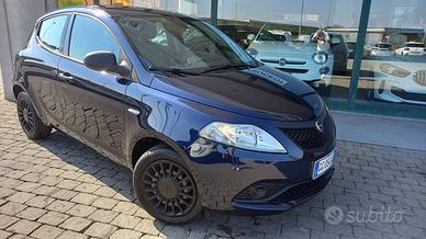 Lancia Ypsilon 1.0 FireFly 5 porte S&S Hybrid Ecoc