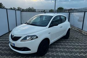 Lancia Ypsilon 0.9 TwinAir 5 porte Metano Ecochic 