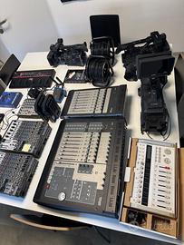 Attrezzatura varia telecamere mixer ecc
