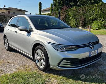 Volkswagen Golf 2.0 TDI SCR Style