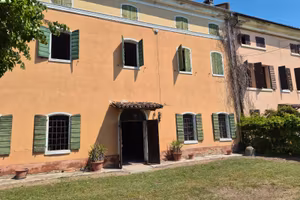 Cascina con vigneto - Corte Gorna