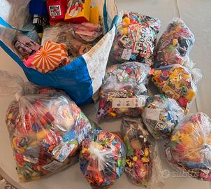 Kinder Sorpresa : enorme lotto da 10 kg