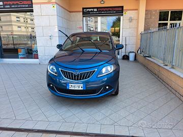 Lancia Ypsilon 1.0 FireFly 5 porte S&S Hybrid Gold