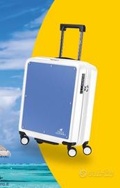 Avete il trolley felce azzurra in foto? Scrivete