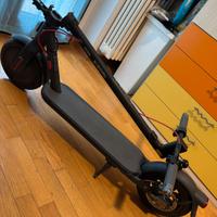 Monopattino elettrico xiaomi 4