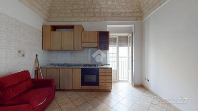 2 LOCALI A MARTINA FRANCA