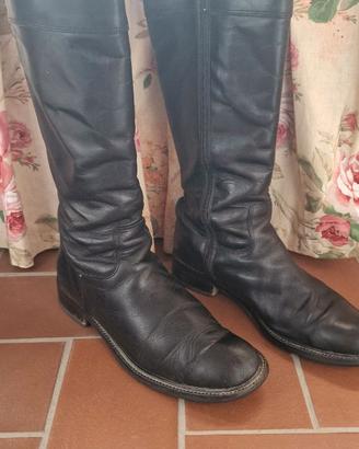 Stivali neri in pelle tg. 39