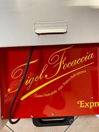 Tigelliera/tostiera Ferrari usata 1 volta