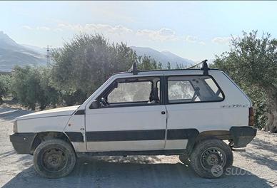 Disponibili panda trekking 4x4