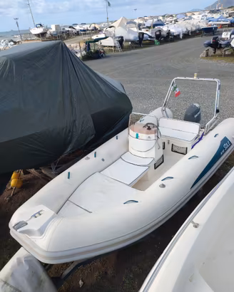 GOMMONE m. 5.40 motore HONDA 40 CV + carrello