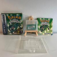 Videogioco Pokémon versione smeraldo con scatola