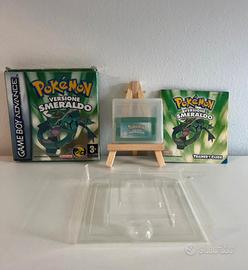 Videogioco Pokémon versione smeraldo con scatola