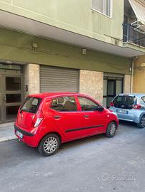 Via Sernia: locale con cantinato