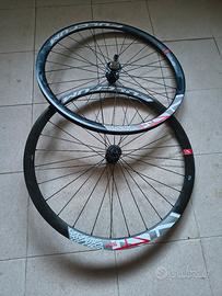 Cerchi fulcrum racing 4