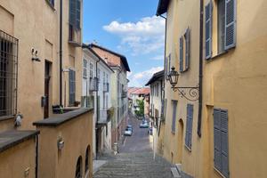 4 LOCALI A SALUZZO