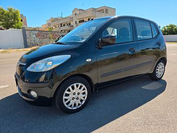 Hyundai i10 GPL Benzina 2009 nera consumi bassi